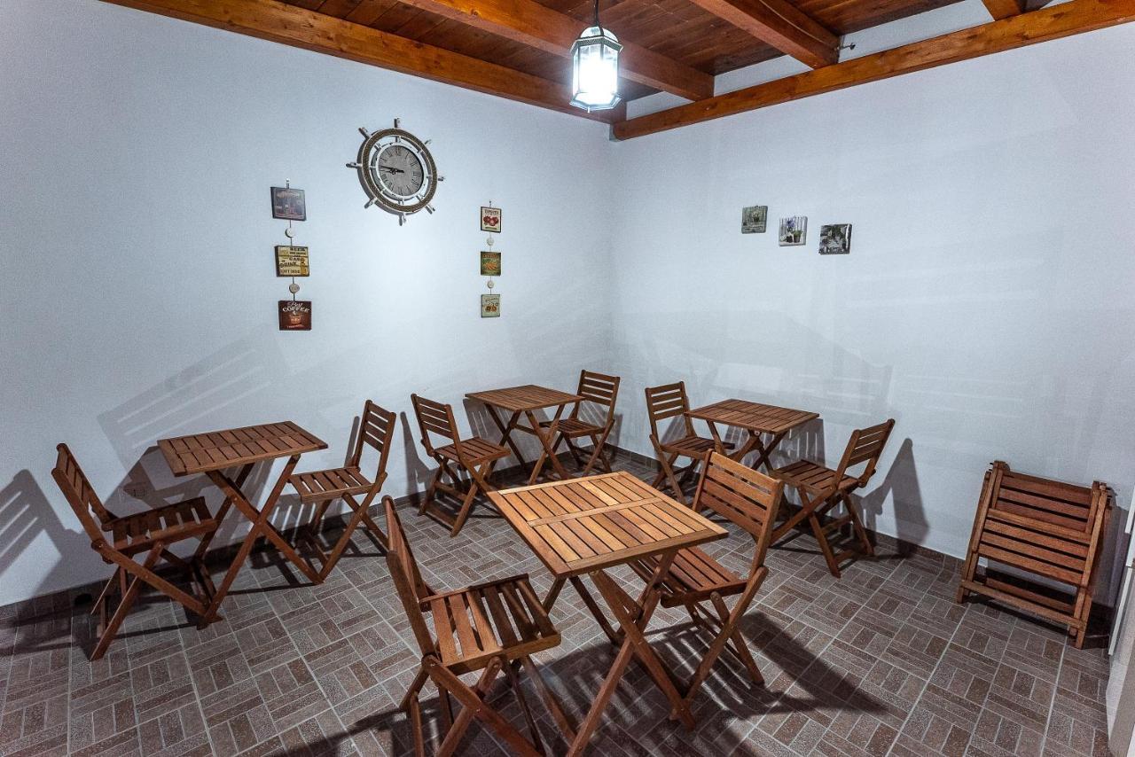 Bed and Breakfast La Scalinata Марина-ди-Манкаверса Экстерьер фото